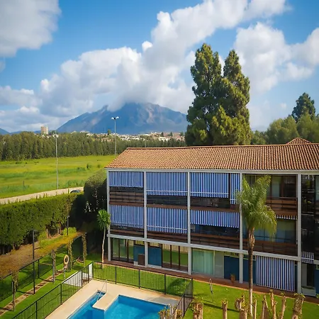 Paraiso Banus - Coastal Retreat Near The Μαρμπέλλα