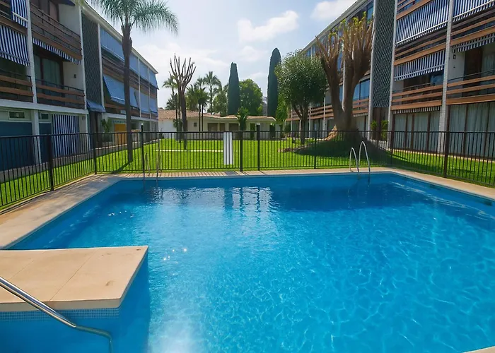 Paraiso Banus - Coastal Retreat Near The Appartamento Marbella