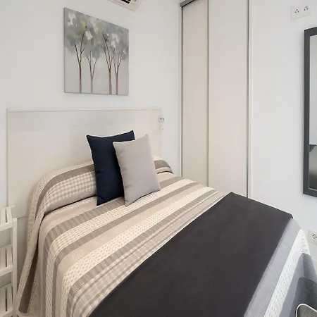 Paraiso Banus - Coastal Retreat Near The דירה *