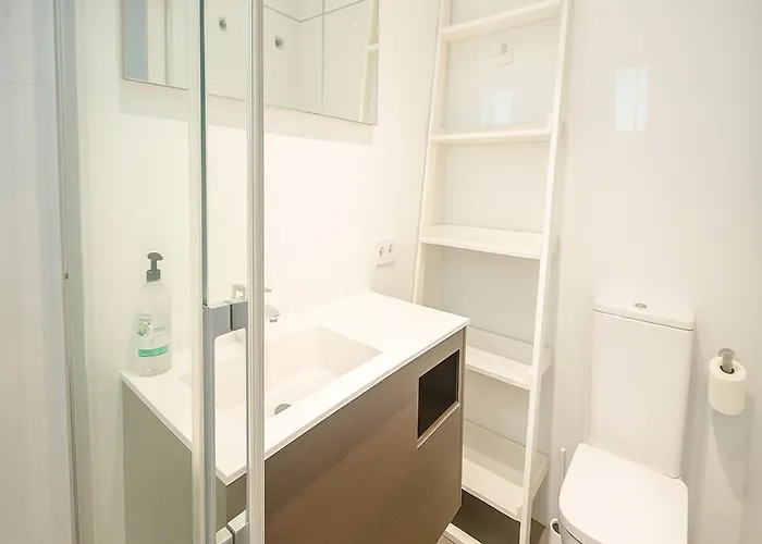 Paraiso Banus - Coastal Retreat Near The
